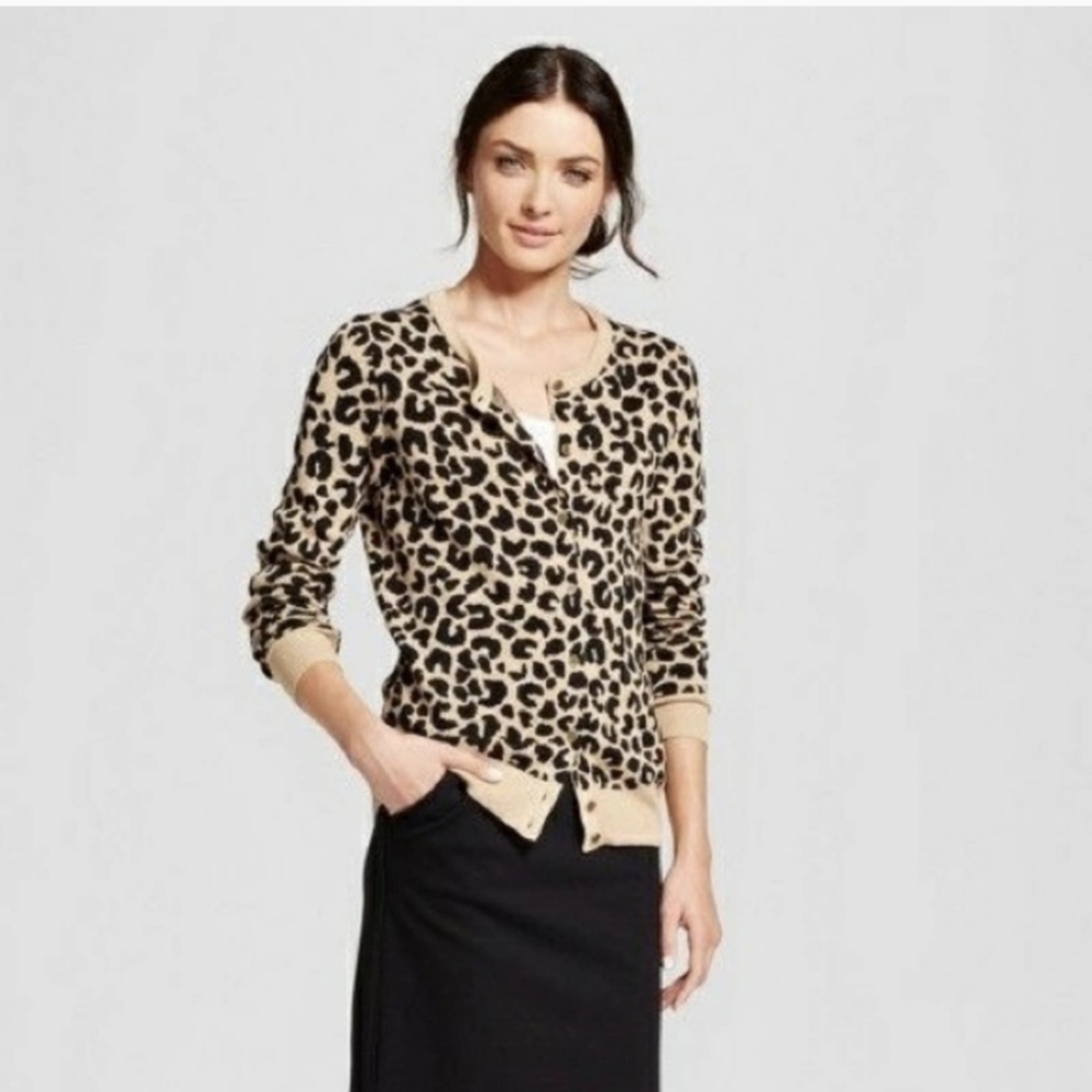A New Day Leopard Print Crewneck Cardigan Sweater
